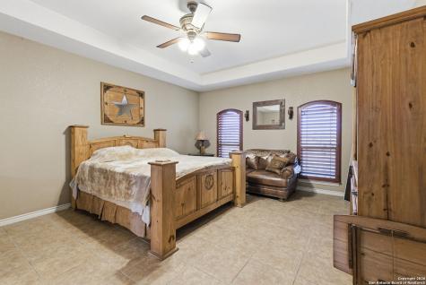 3036 State Highway 97w Floresville TX 78114