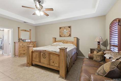 3036 State Highway 97w Floresville TX 78114