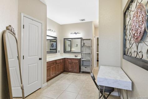 3036 State Highway 97w Floresville TX 78114