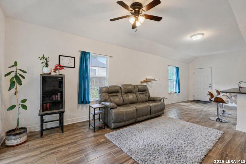 367 Corliss San Antonio TX 78220