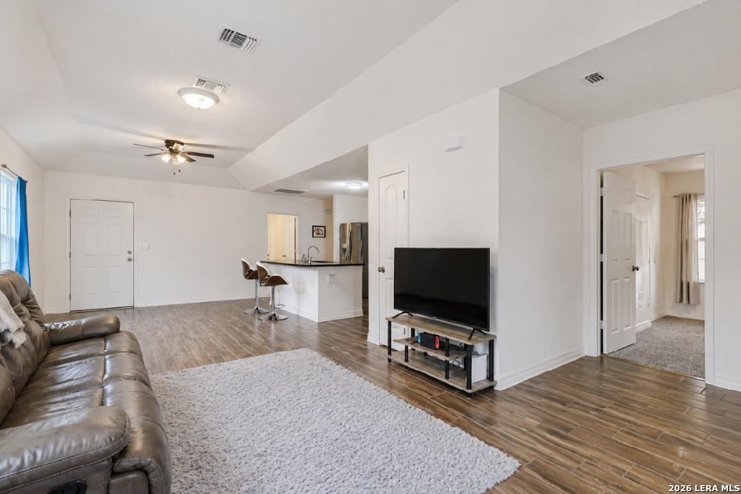 367 Corliss San Antonio TX 78220