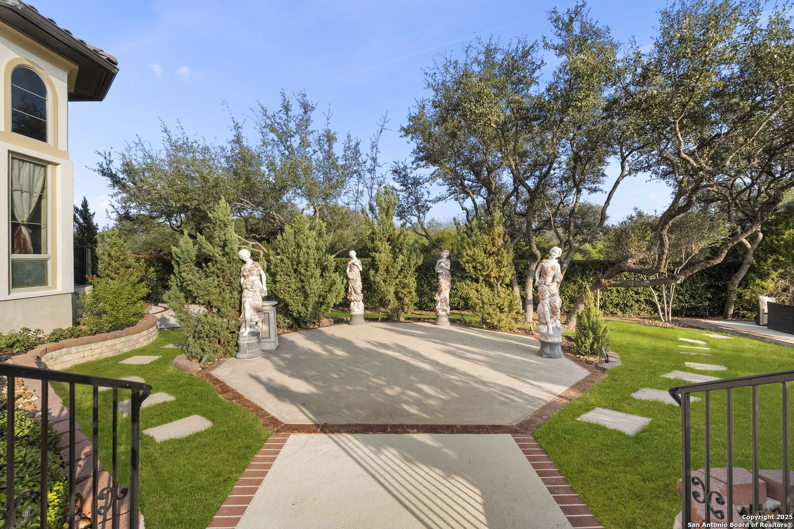 1418 Greystone San Antonio TX 78258