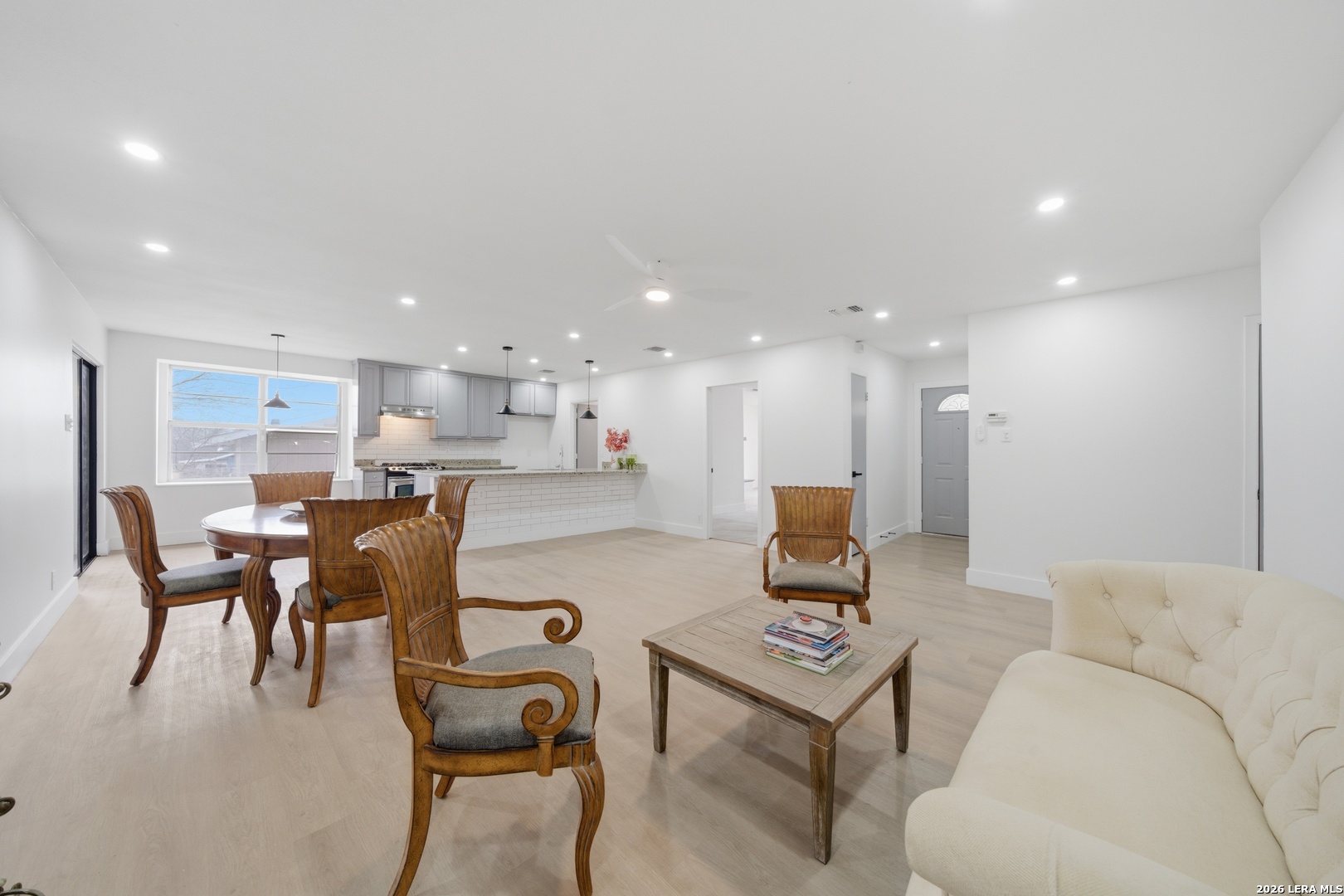 1042 Lemon Tree San Antonio TX 78245