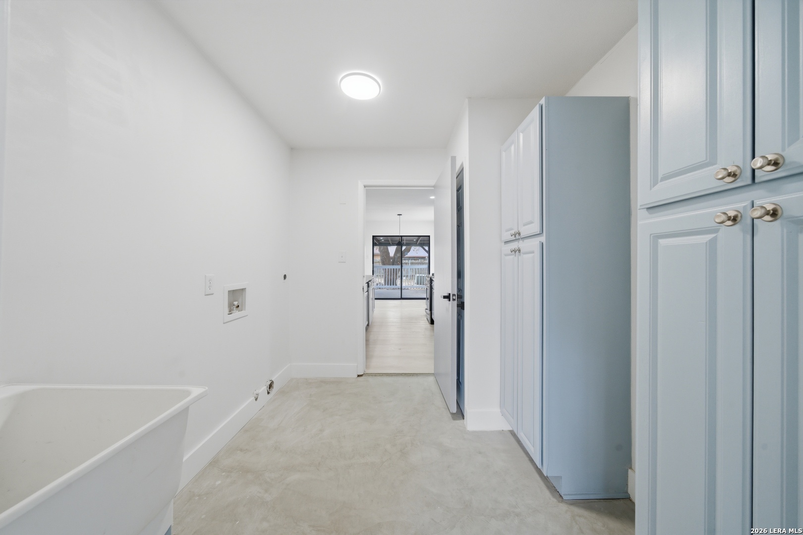 1042 Lemon Tree San Antonio TX 78245