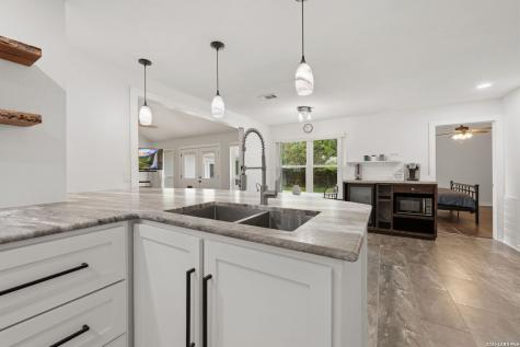 1827 Palace Drive New Braunfels TX 78130