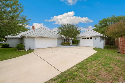 1827 Palace Drive New Braunfels TX 78130