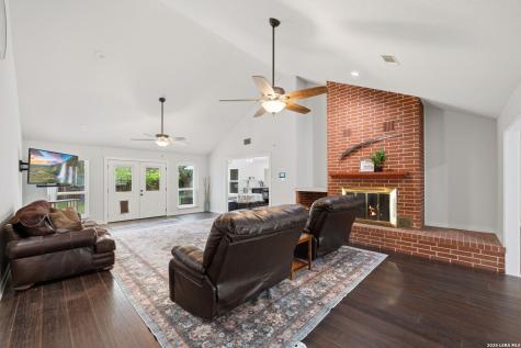 1827 Palace Drive New Braunfels TX 78130