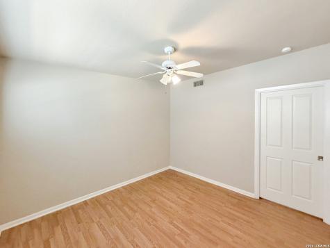 1210 Skyline Canyon Lake TX 78133