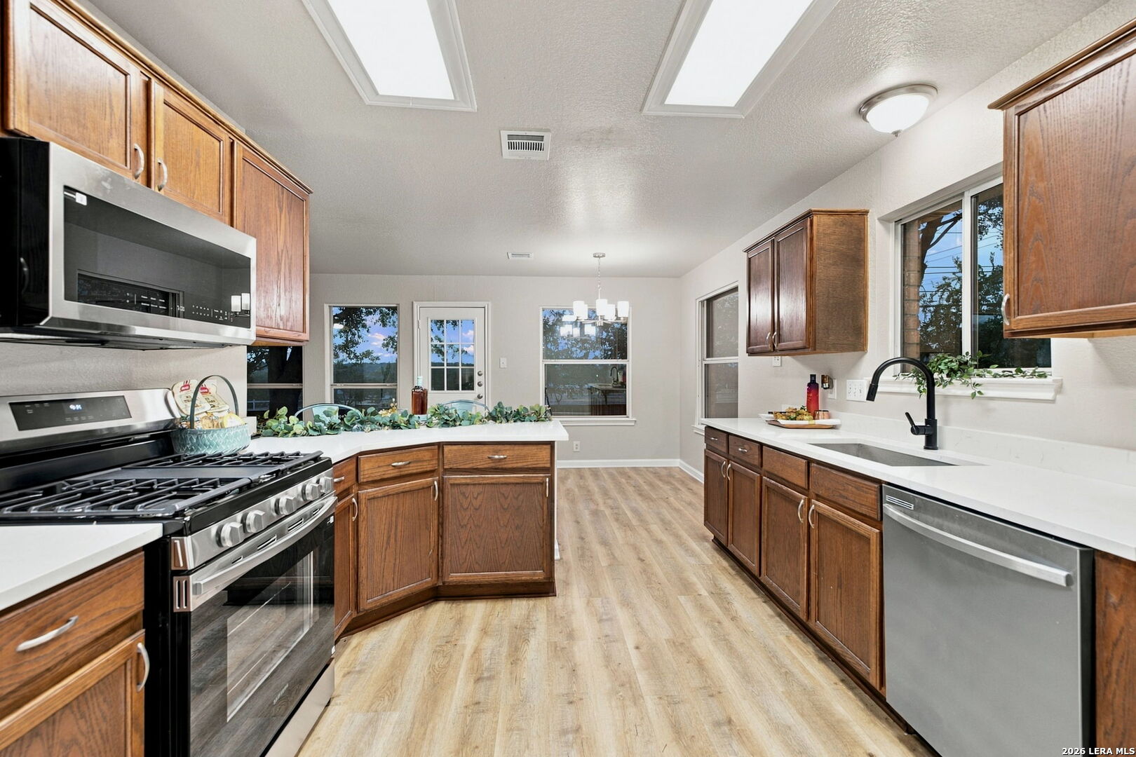 6502 Fontana Point San Antonio TX 78240