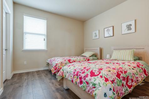 1438 Rock Dove San Antonio TX 78260