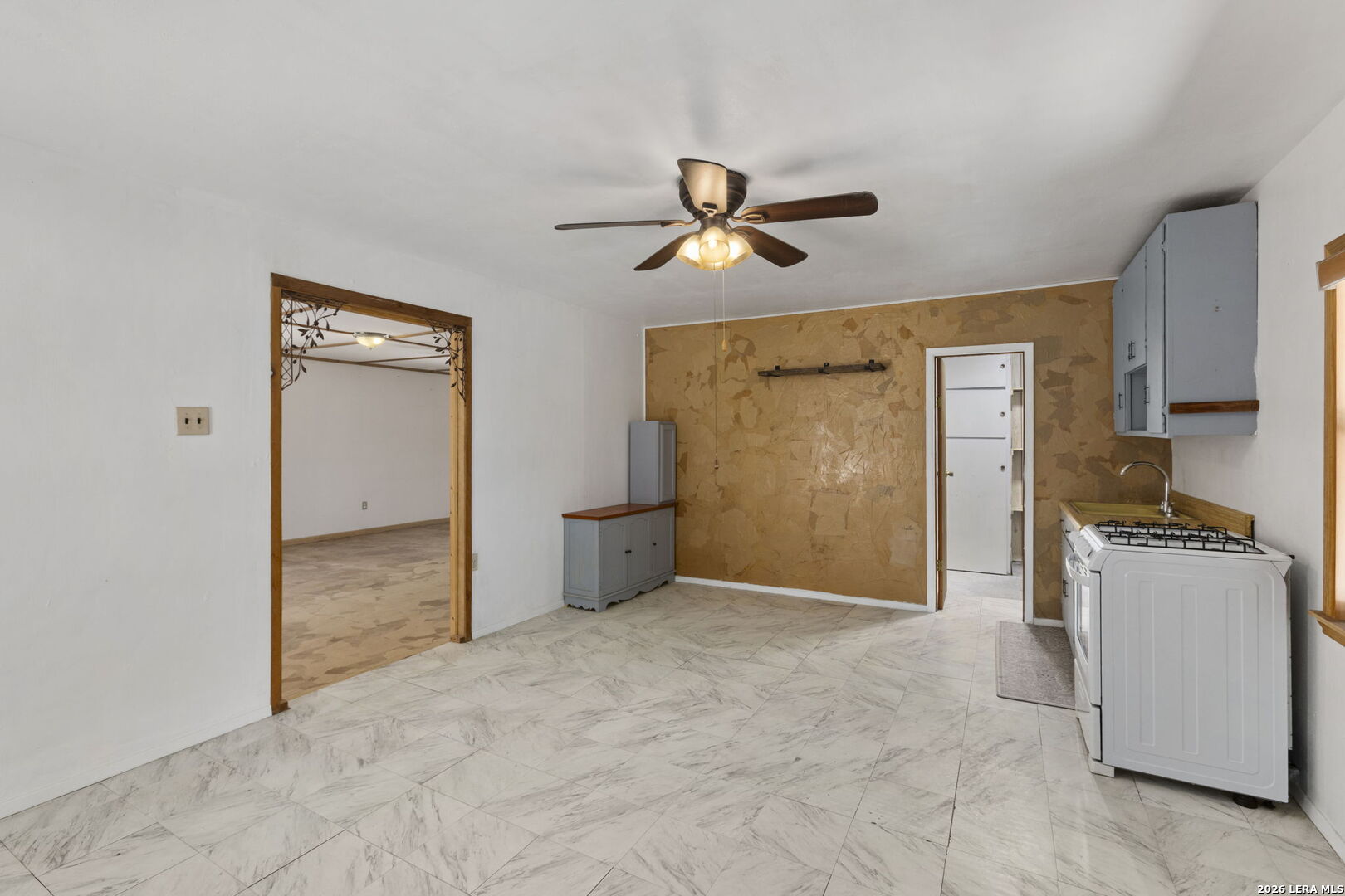 1919 Kc 3151 Junction TX 76849