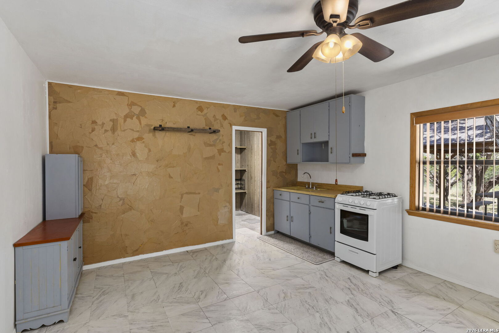 1919 Kc 3151 Junction TX 76849