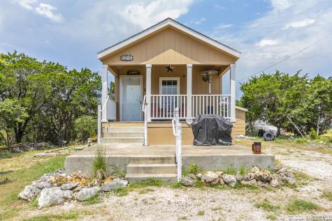 1214 Greenbriar Drive Canyon Lake TX 78133