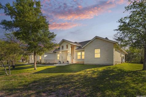 1401 Hartfield Road Seguin TX 78155