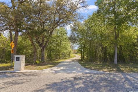 1401 Hartfield Road Seguin TX 78155