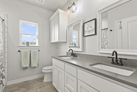 1401 Hartfield Road Seguin TX 78155