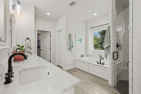 1401 Hartfield Road Seguin TX 78155