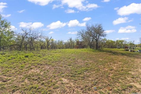1401 Hartfield Road Seguin TX 78155