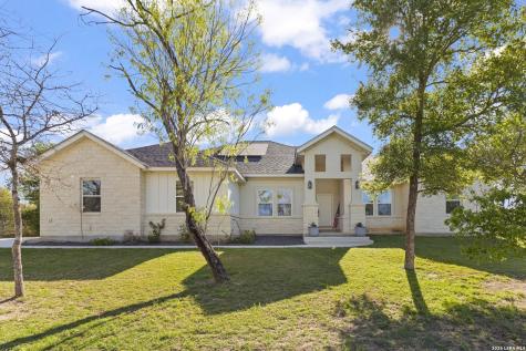 1401 Hartfield Road Seguin TX 78155