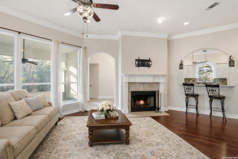 8218 Plum Valley Drive San Antonio TX 78255