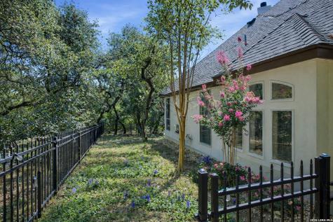 8218 Plum Valley Drive San Antonio TX 78255