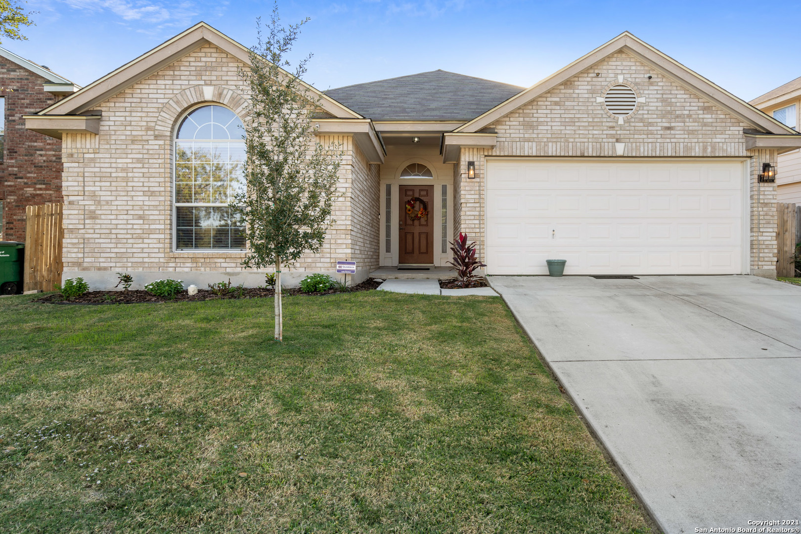7827 Black Oak Pass San Antonio TX 78223