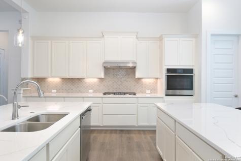524 Cotorra Springs Cibolo TX 78108