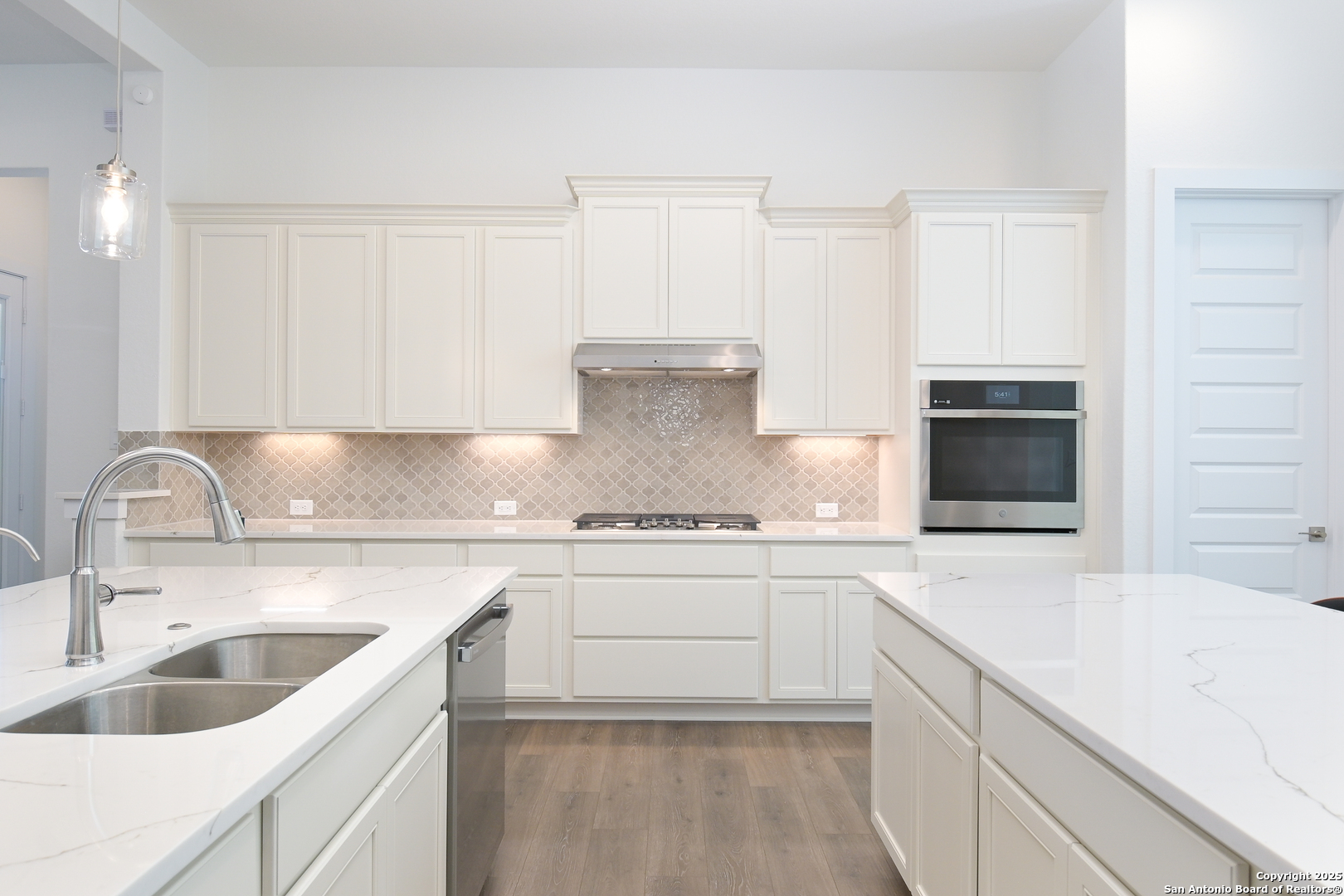 524 Cotorra Springs Cibolo TX 78108