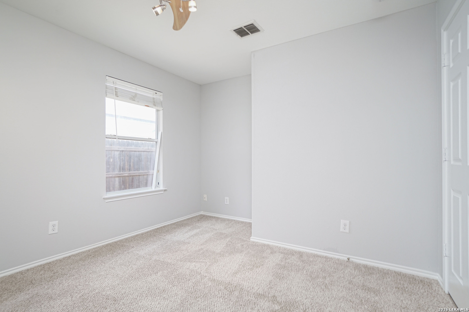 9045 Clearwood Path Universal City TX 78148