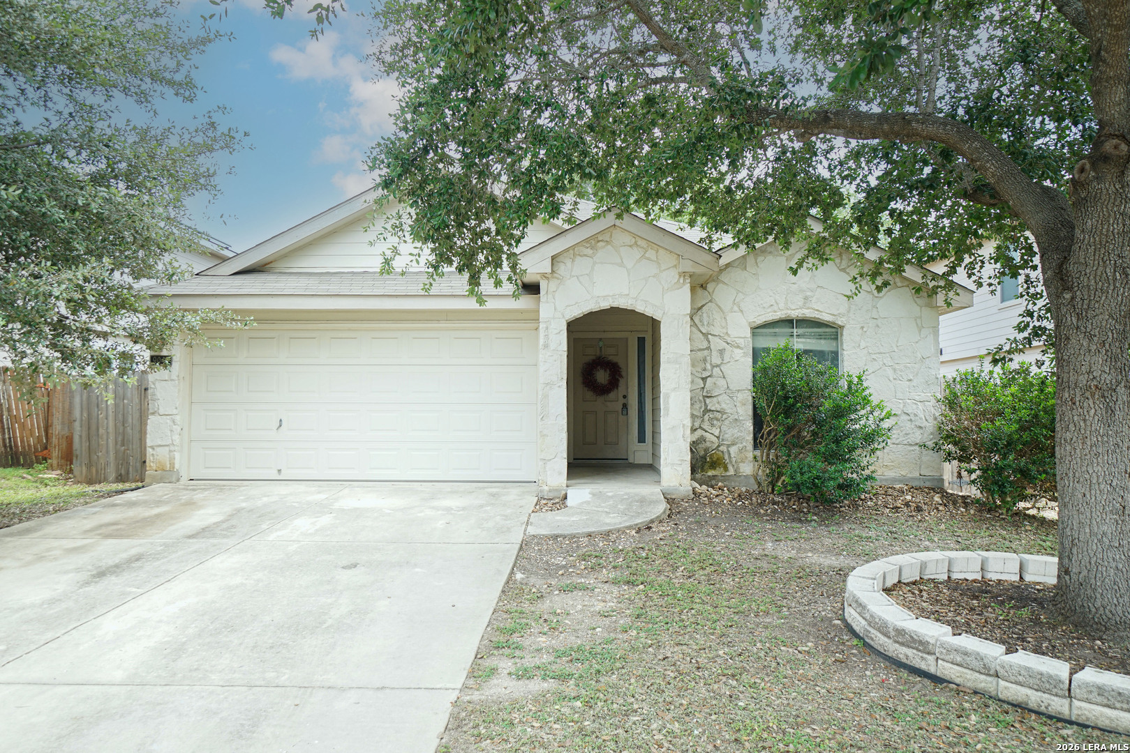 9045 Clearwood Path Universal City TX 78148