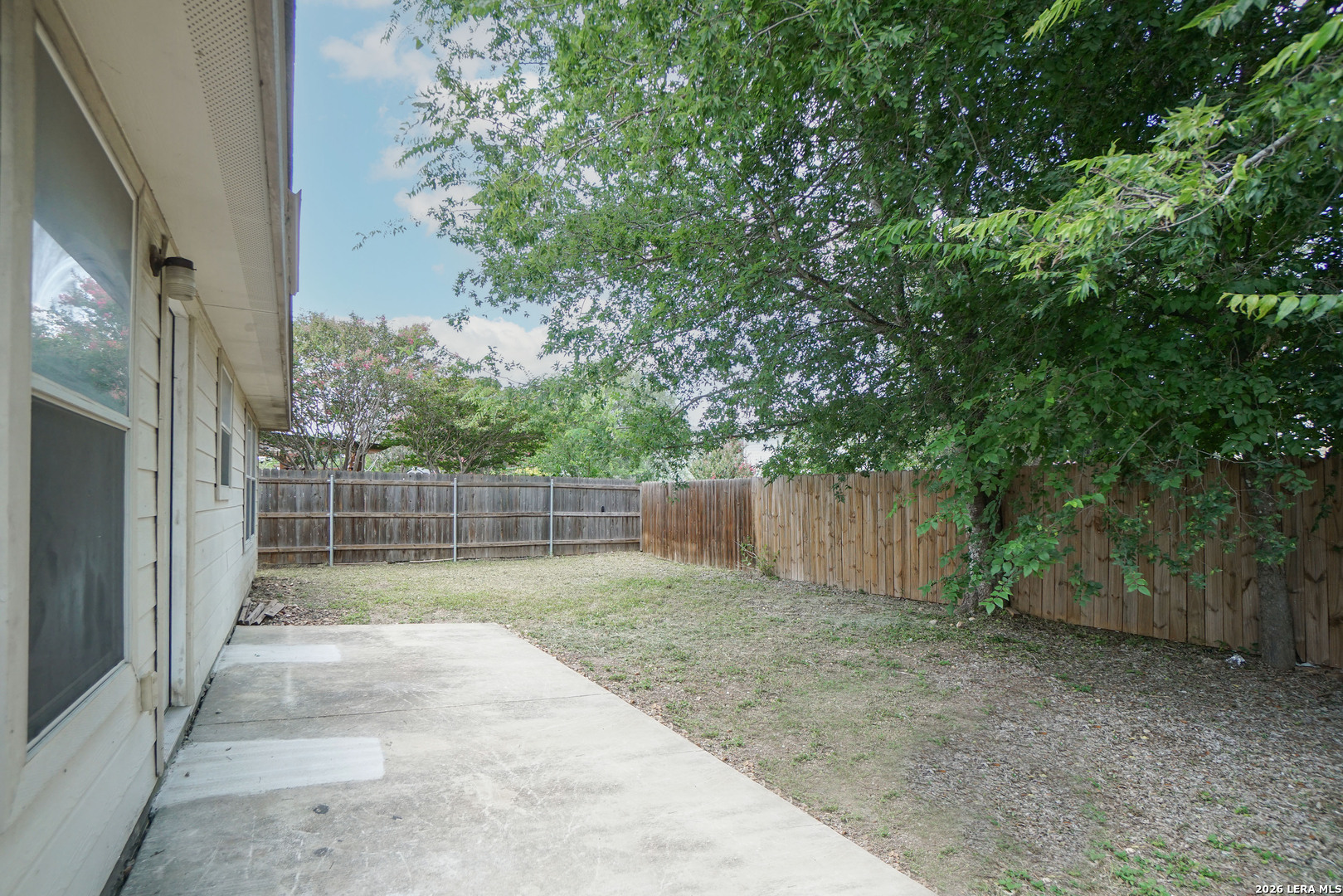 9045 Clearwood Path Universal City TX 78148