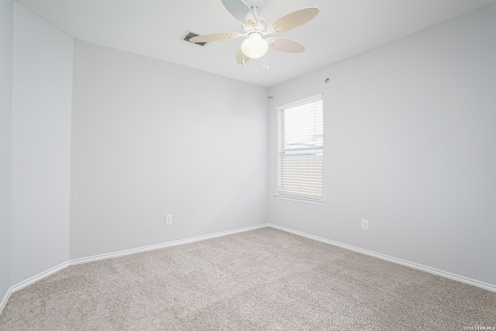 9045 Clearwood Path Universal City TX 78148