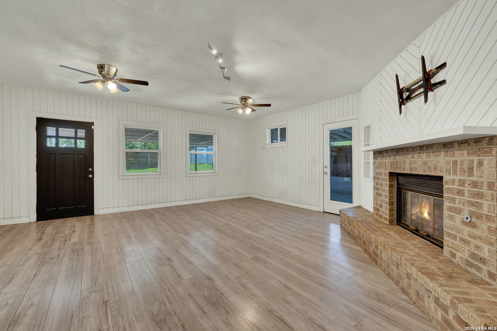1006 Pecan Floresville TX 78114