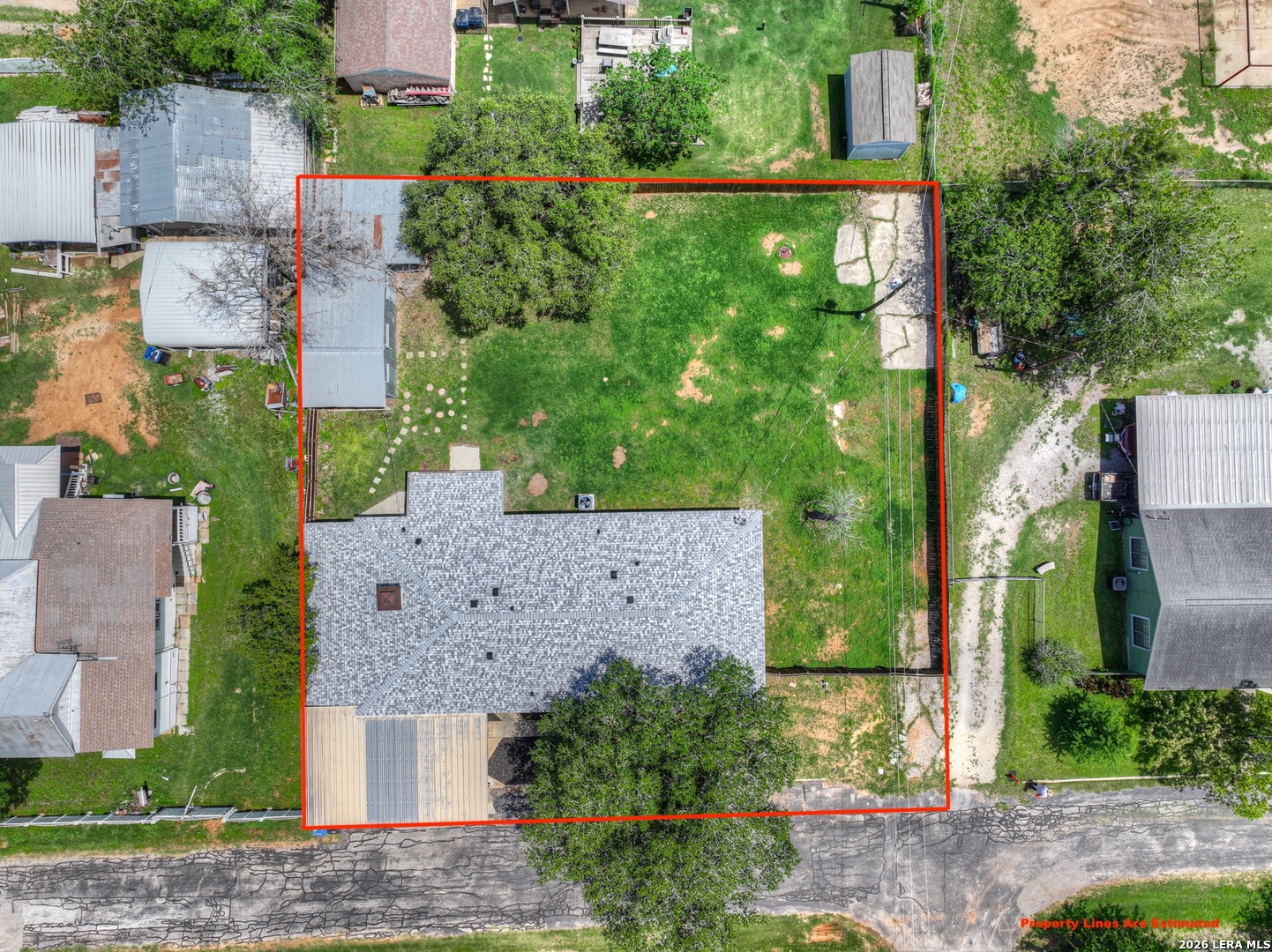 1006 Pecan Floresville TX 78114