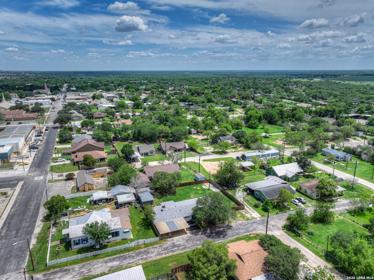 1006 Pecan Floresville TX 78114