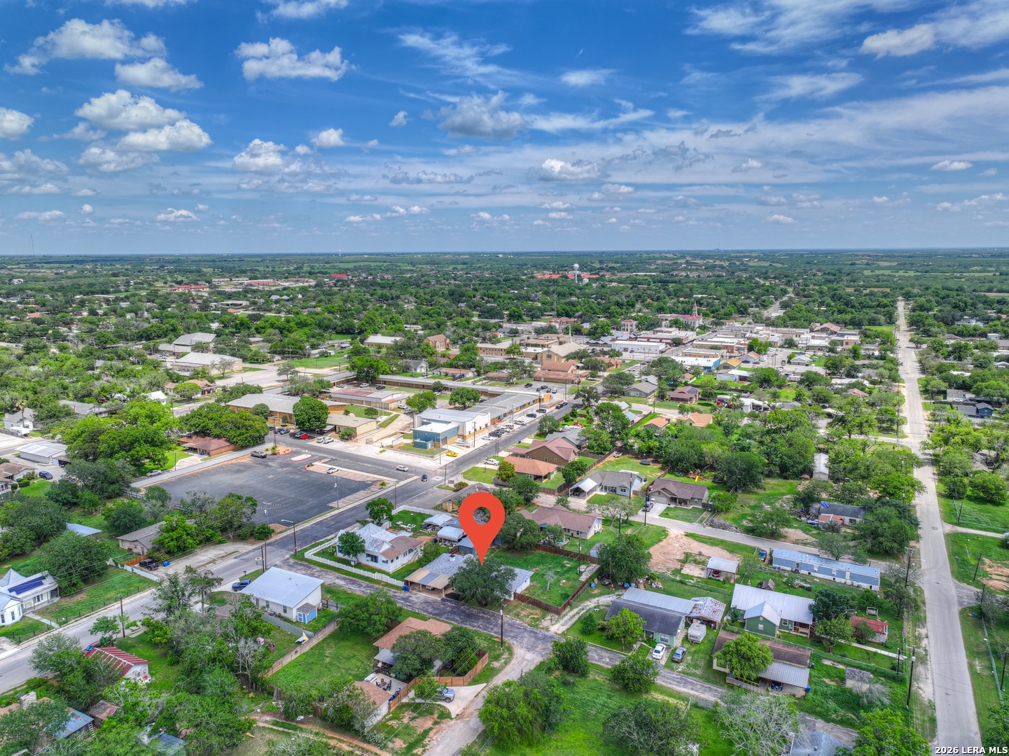 1006 Pecan Floresville TX 78114