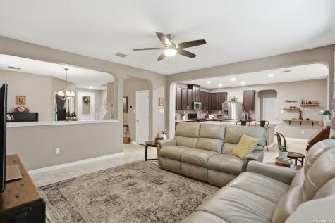 11224 Hill Top Bend Helotes TX 78023