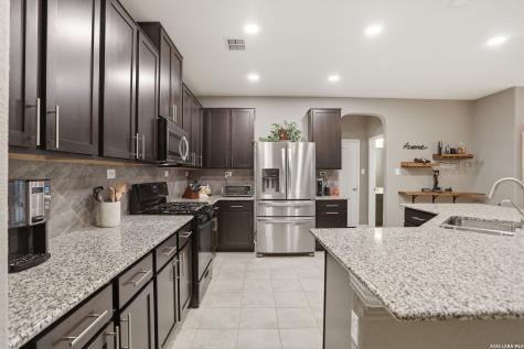 11224 Hill Top Bend Helotes TX 78023