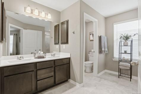 11224 Hill Top Bend Helotes TX 78023