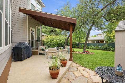11224 Hill Top Bend Helotes TX 78023