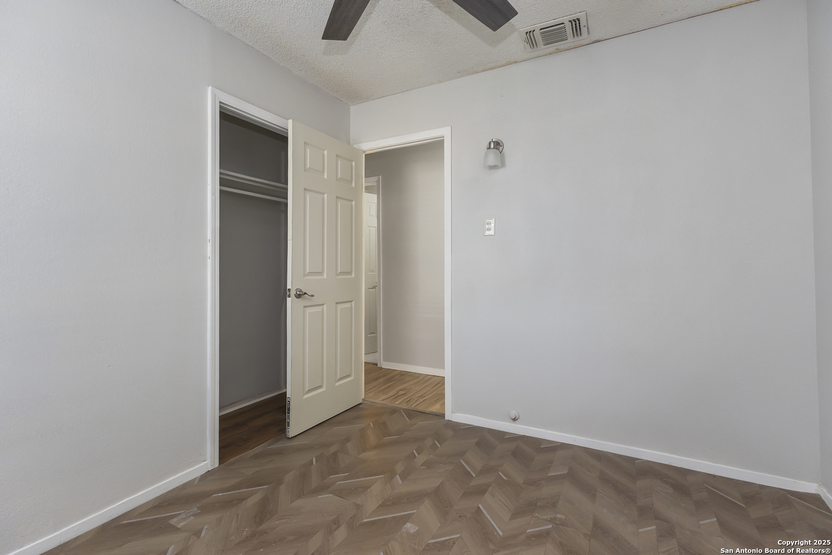 1125 91st San Antonio TX 78214