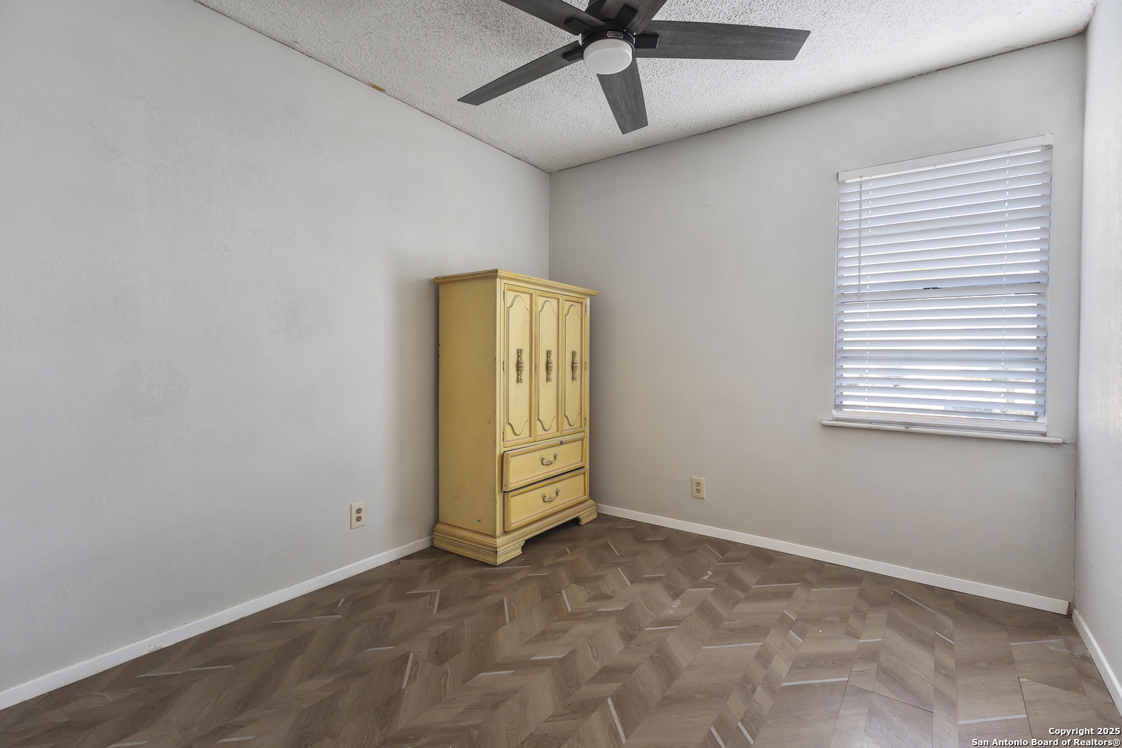 1125 91st San Antonio TX 78214