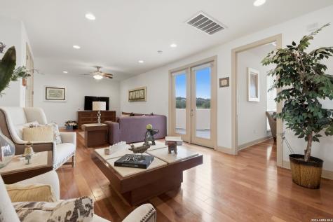 426 Legacy Ridge San Antonio TX 78260