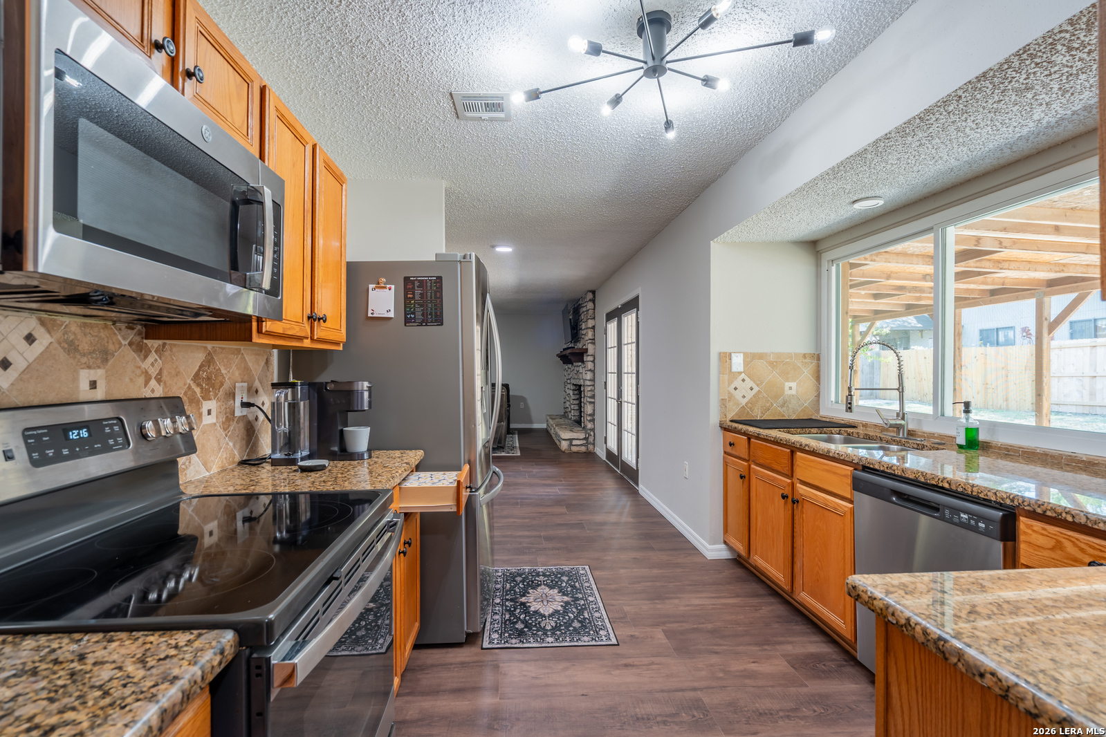 5914 Freemans Farm Street San Antonio TX 78233