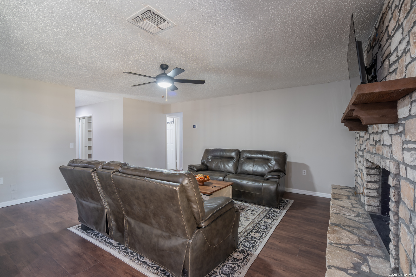 5914 Freemans Farm Street San Antonio TX 78233
