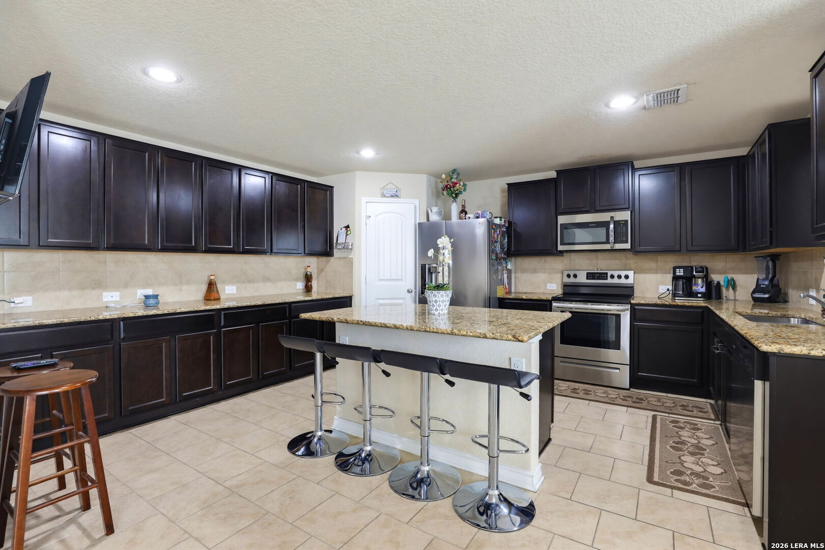 1631 Tree Run San Antonio TX 78245