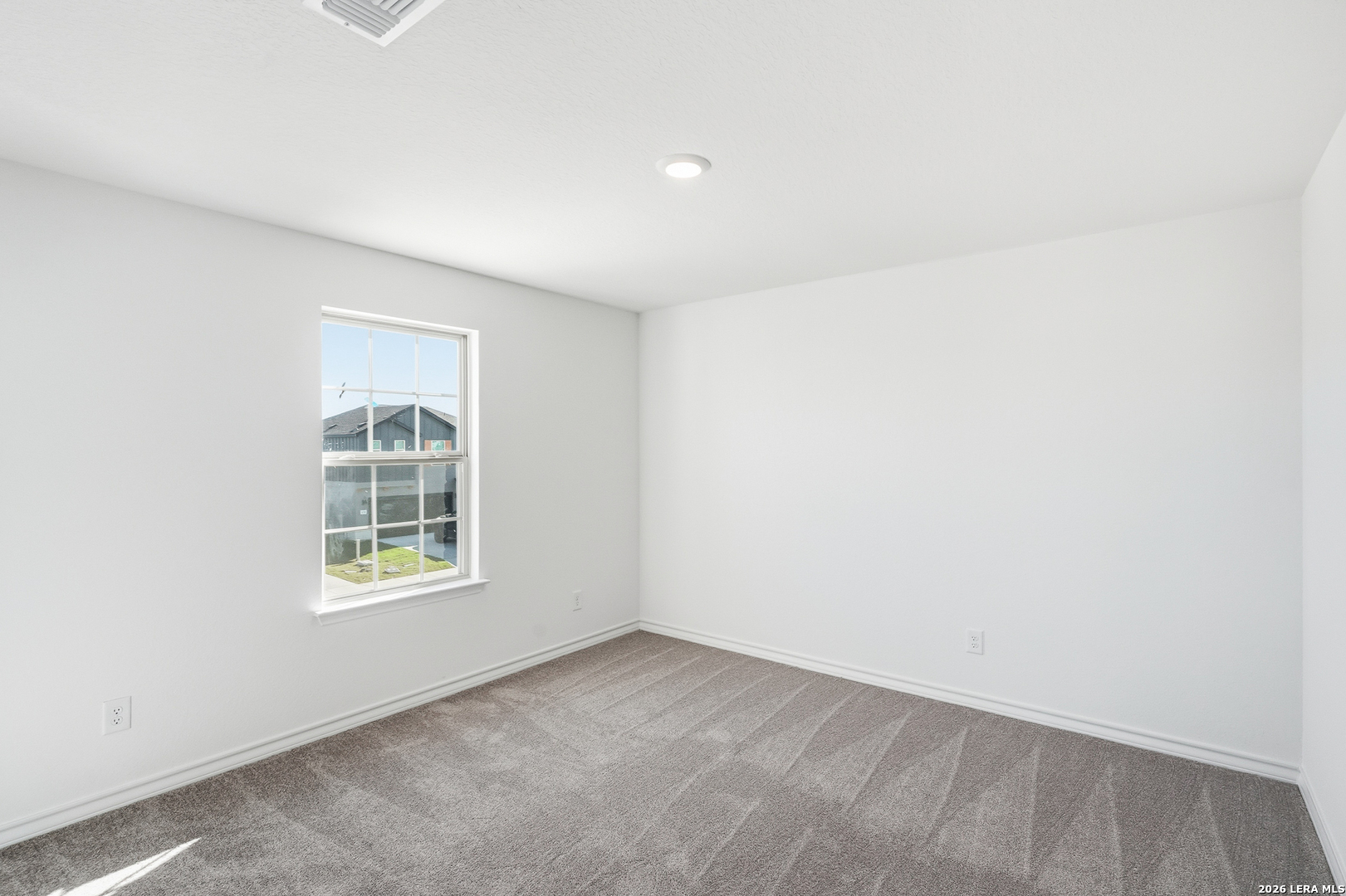 527 Nightingale Avenue Marion TX 78124