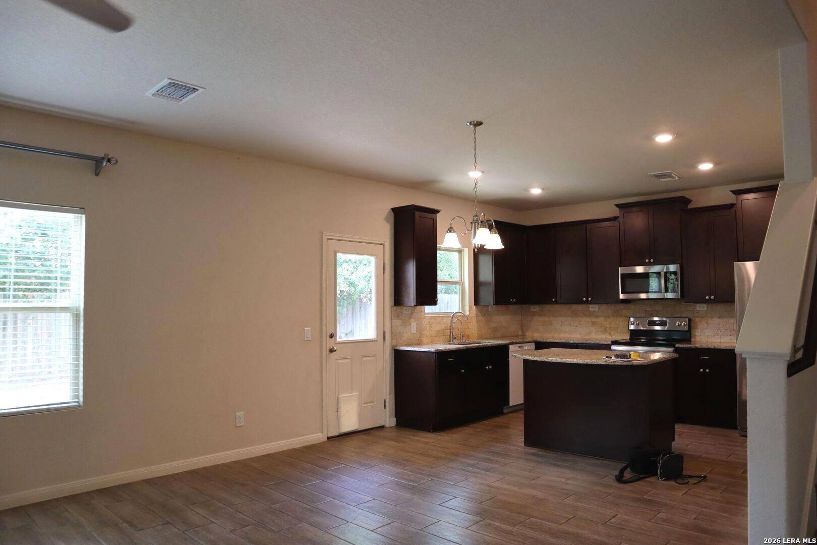 7823 Sunrise Cay San Antonio TX 78251
