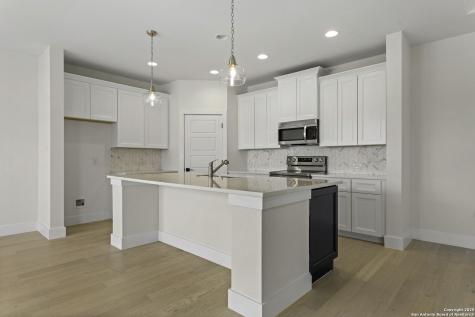 1901 N Chateau Lane Kerrville TX 78028