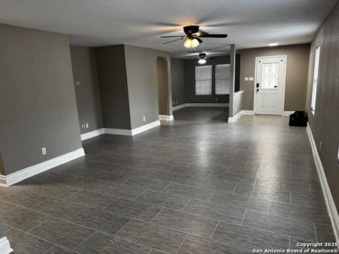 7907 Saratoga Knll Selma TX 78154